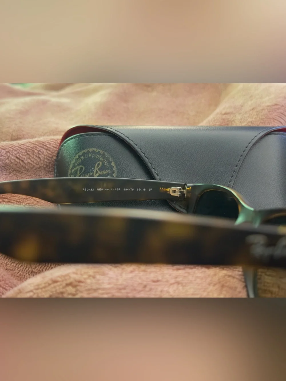 Ray-Ban New Wayfarer Polarized Sunglasses Tortoise 52mm